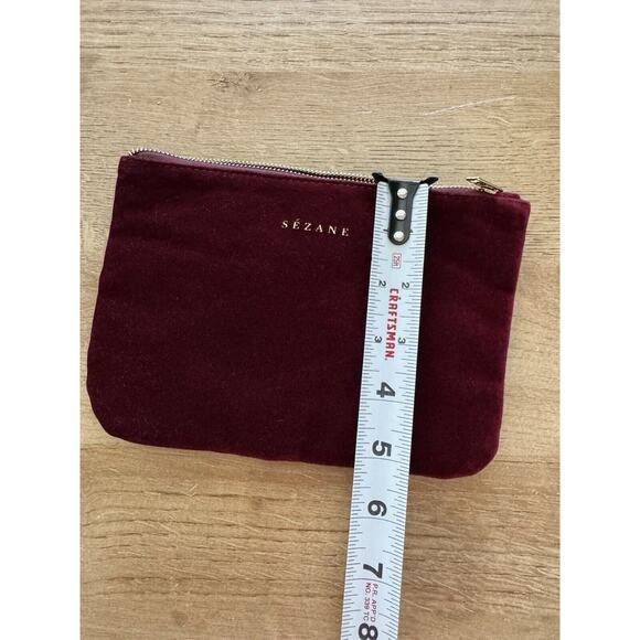 New Sezane Red Velvet Clutch Makeup Bag Zip Pouch Holiday Burgundy - Picture 5 of 5